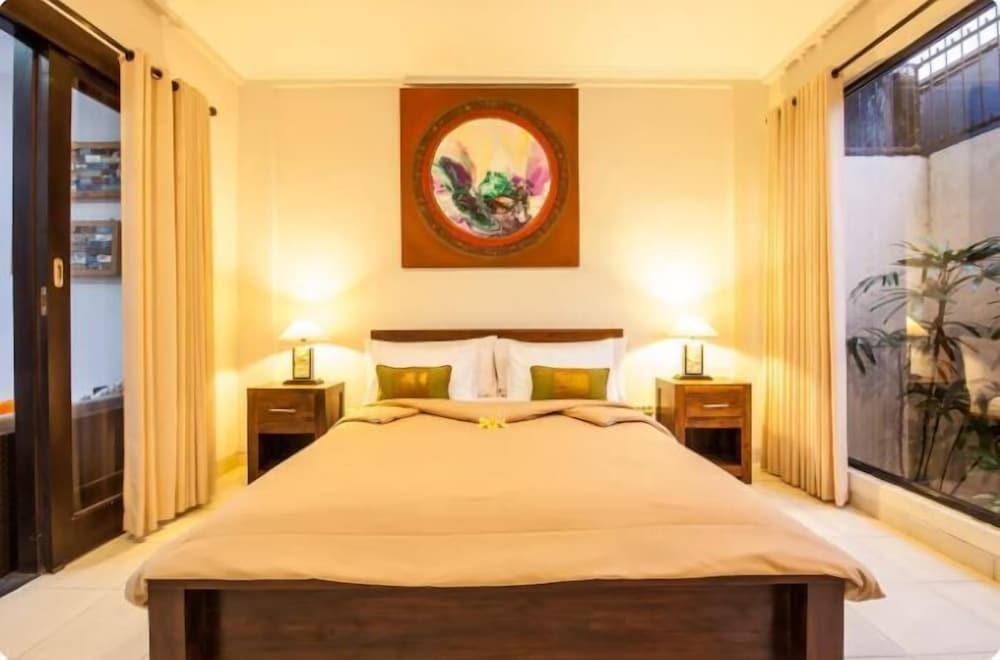Кута: SMV -2BRPool- SANDAT · 2BR Private Pool Walk to Beach and Shops Legian