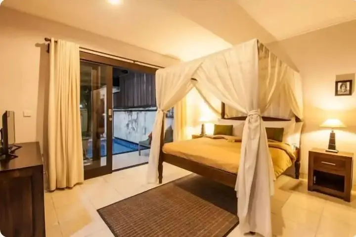 Кута: SMV -3BRPOL- JMPIRNG · 3BR Private Pool Walk to Beach and Shops Legian