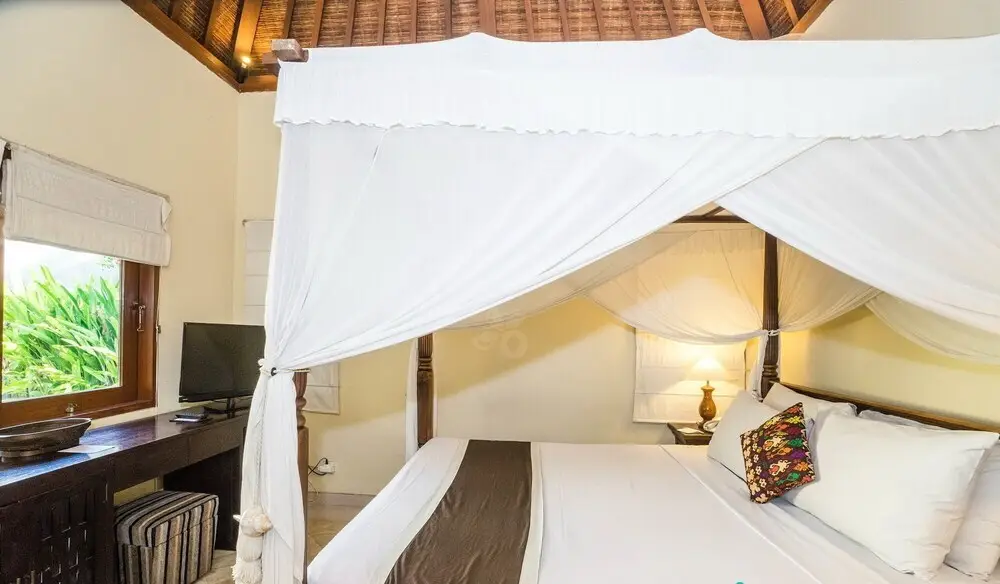 Кута: 3 Bedroom Villa1 River Side Legian