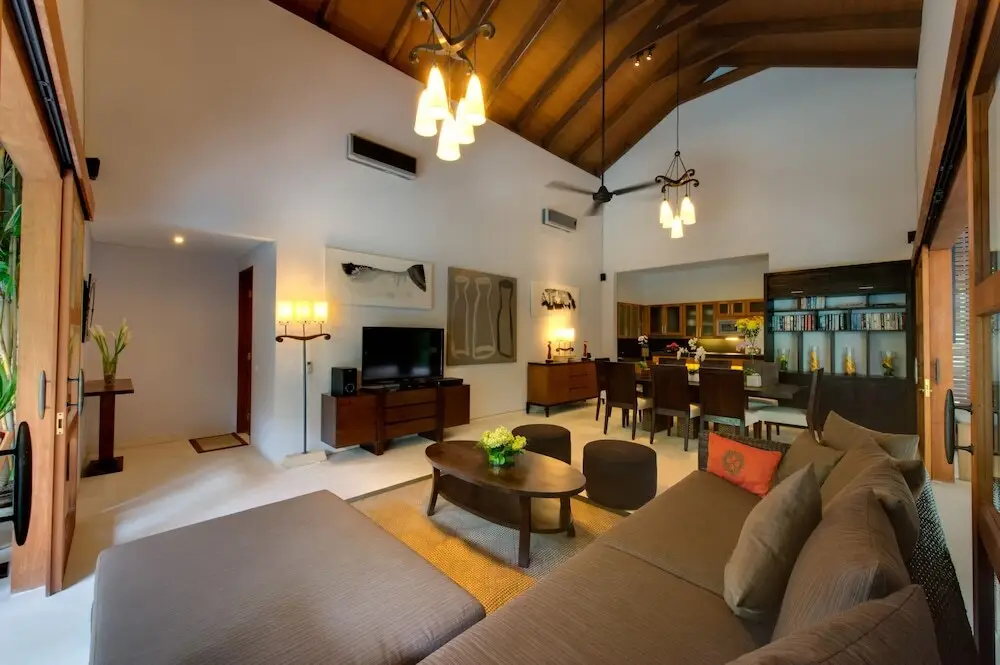 Villa 3br -100m to Kudetaseminyak Beach — фото 1
