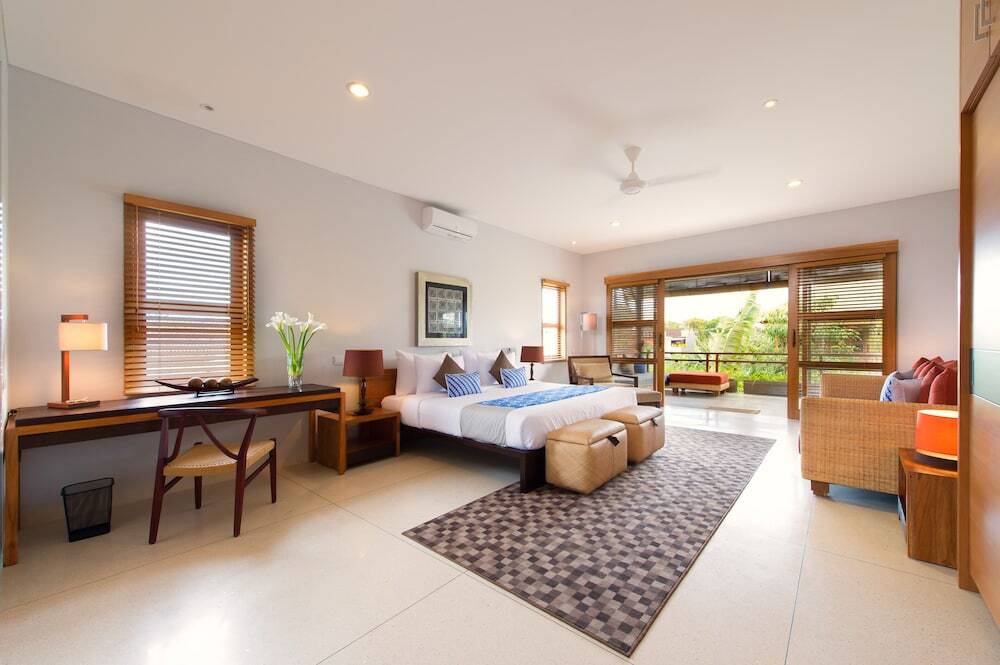 Кута: Villa 5 Br - 2 min Walk From Kudeta