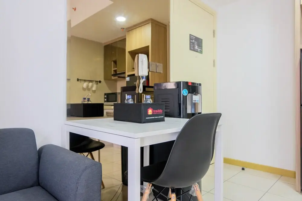 Legok: Modern 1br Apartment M-Town Residence Near Summarecon Mall Serpong