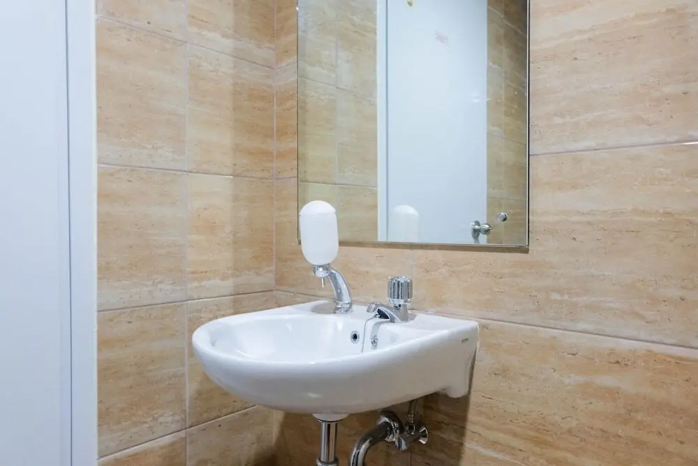 Южный Тангеранг: Minimalist and Convenient 1BR Bintaro Plaza Apartment