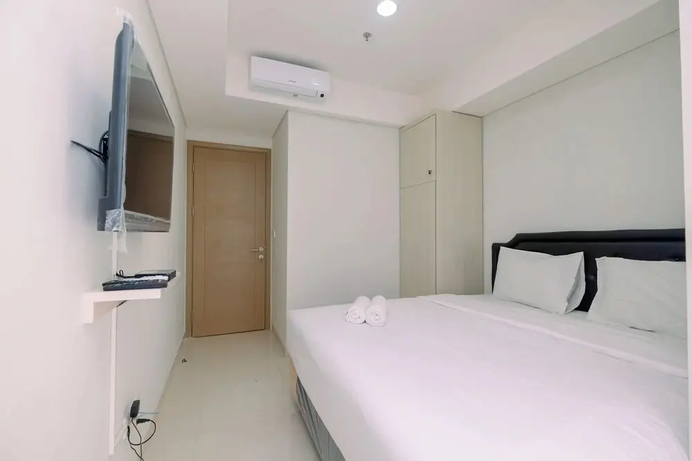 Джакарта: New Furnished 1BR Apartment at Gold Coast near PIK