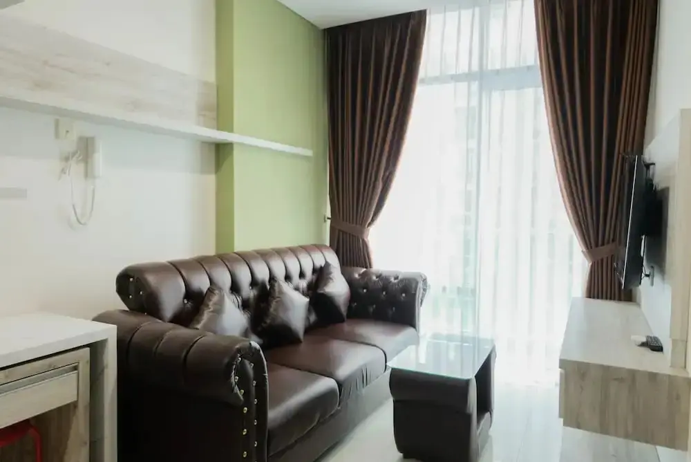 Южный Тангеранг: Modern Look 1BR at Brooklyn Alam Sutera Apartment