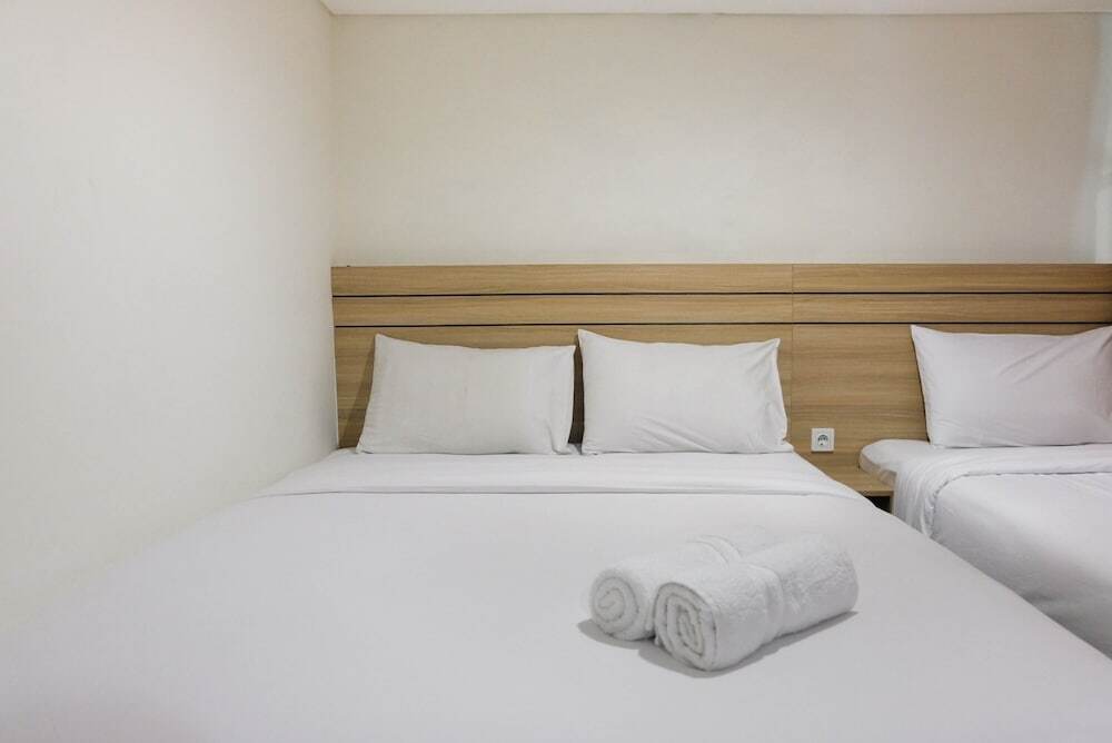 Южный Тангеранг: 1br Spacious Soho with Extra Bed @ Brooklyn Apartment
