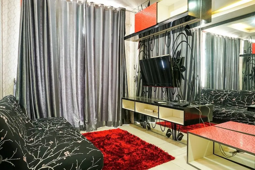 Джакарта: Comfy 2br with Sofa Bed at Gardenia Boulevard Apartment