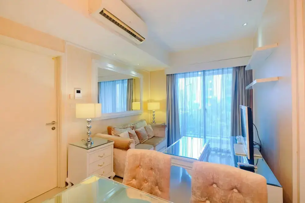 Джакарта: Modern and Comfortable 1BR at Casa Grande Apartment