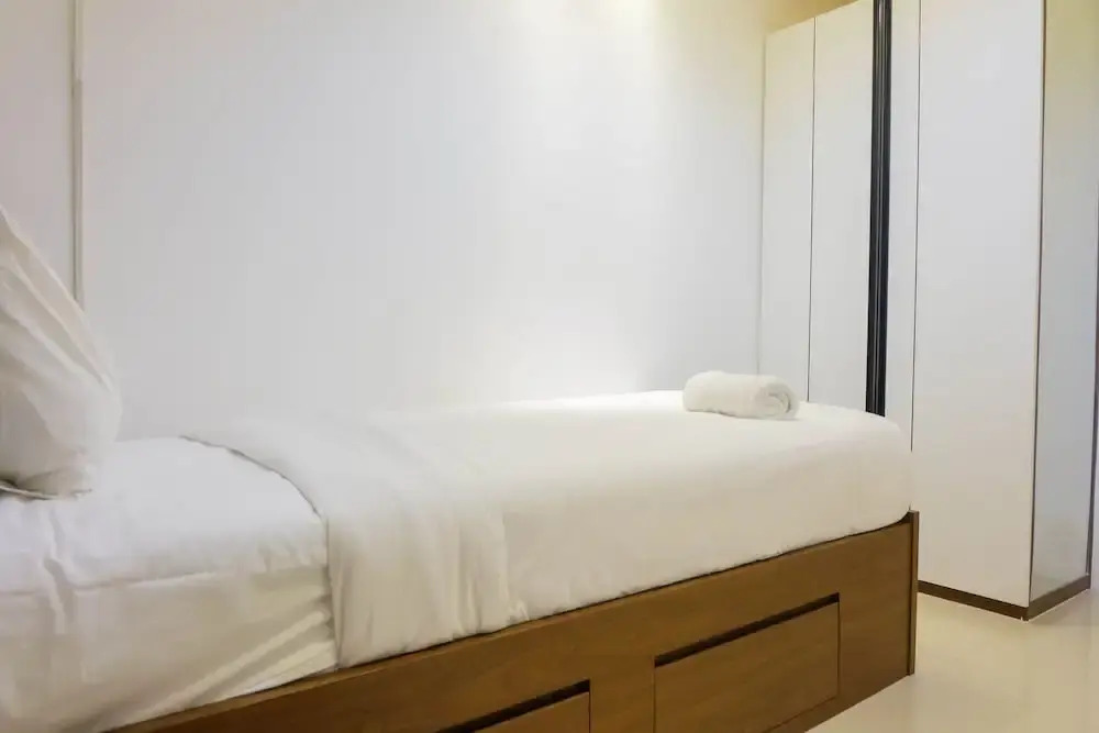 Джакарта: Best Deal 3BR Bassura Apartment