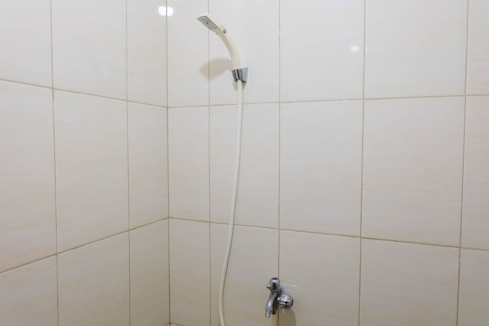 Джакарта: Best Deal 3BR Bassura Apartment
