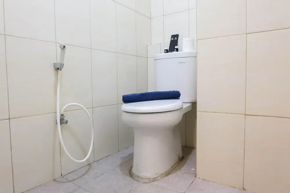 Джакарта: Best Deal 3BR Bassura Apartment