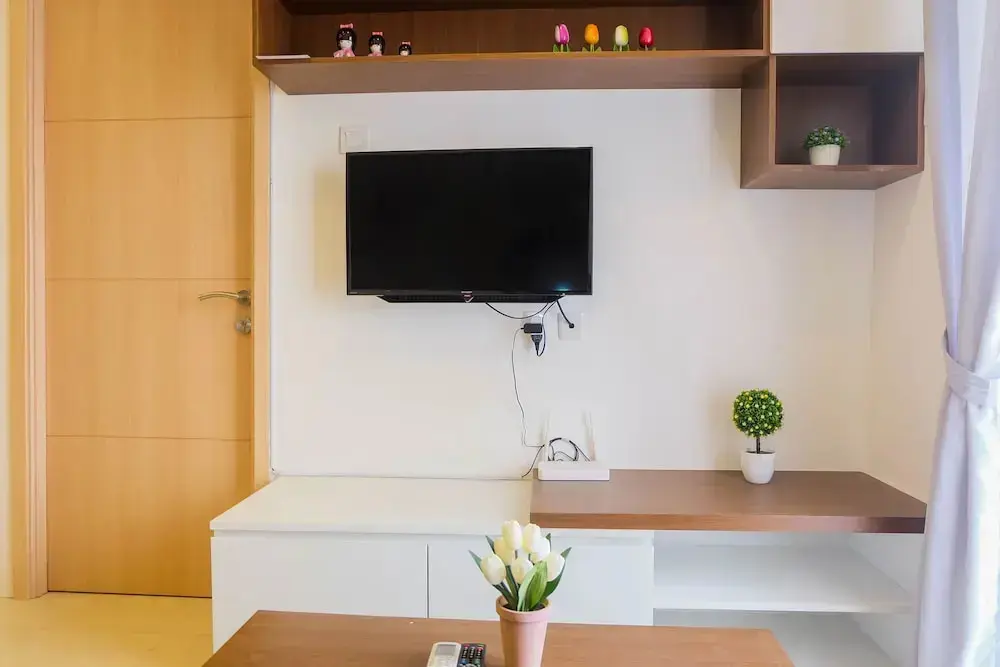 Джакарта: Best Deal 3BR Bassura Apartment