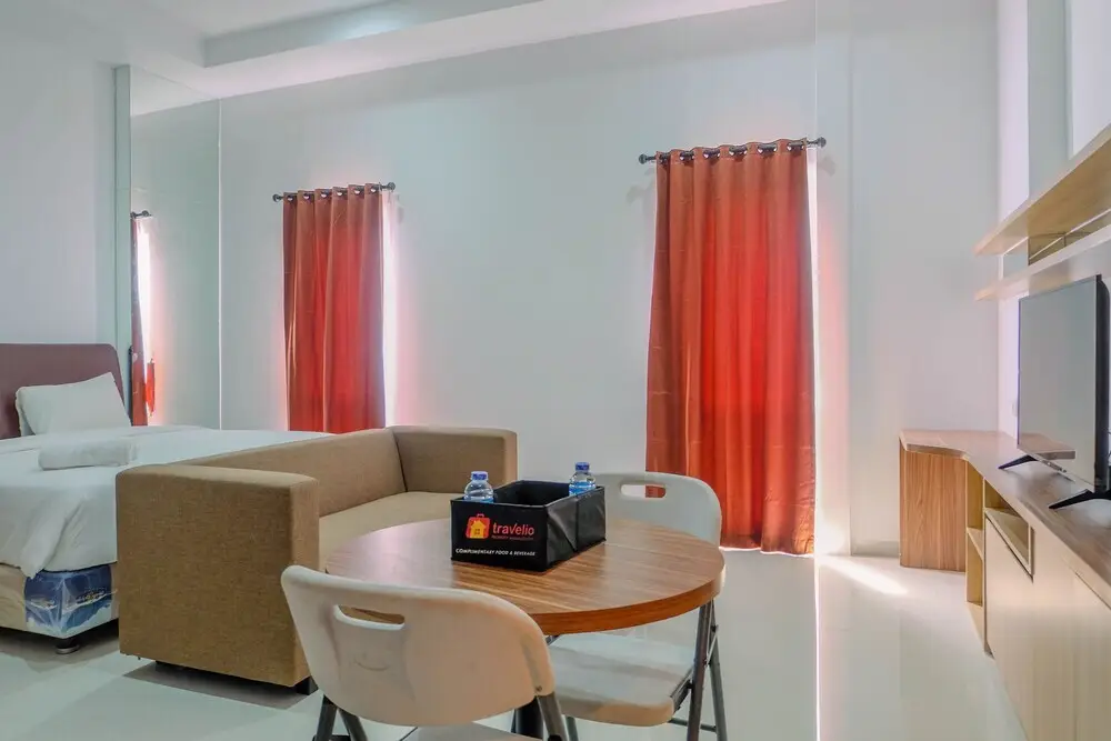 Чикаранг: Premium Spacious Studio Apartment @ Azalea Suites Cikarang
