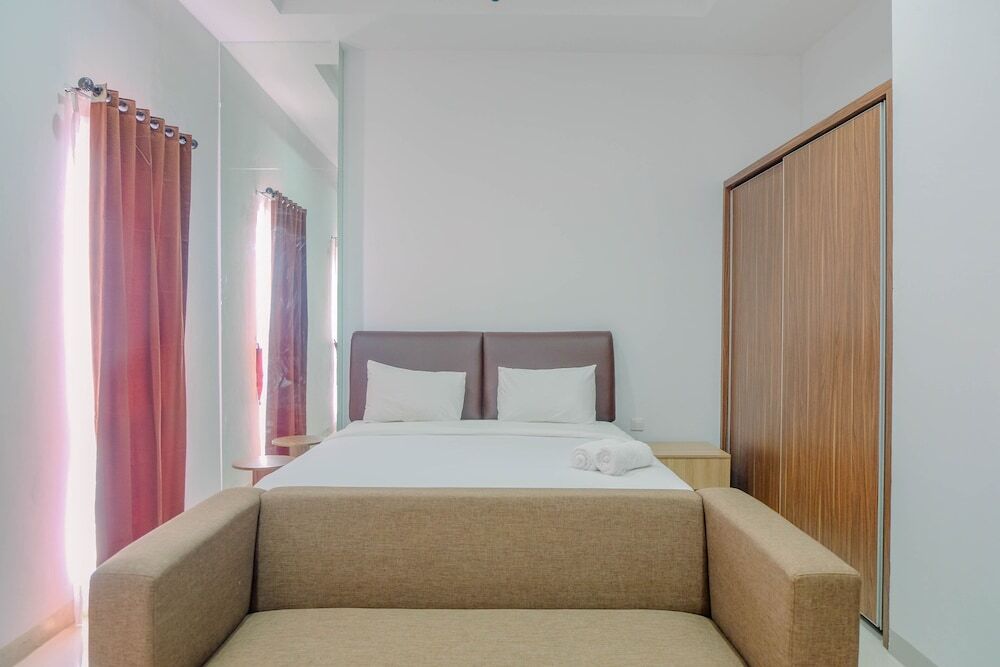 Чикаранг: Deluxe Studio Apartment @ Azalea Suites Cikarang