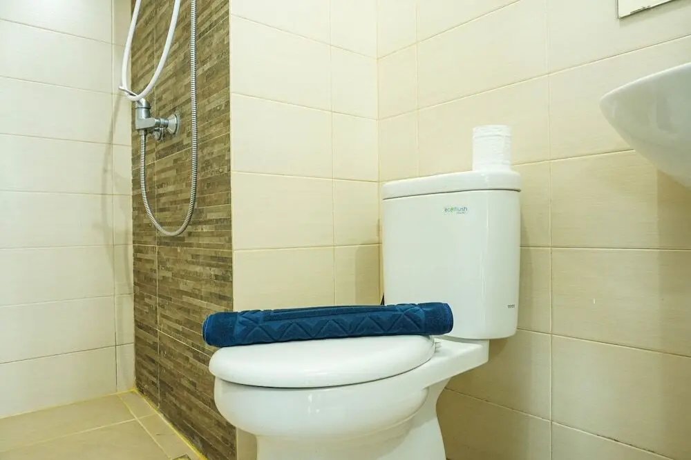 Джакарта: 2Bedroom Sky Terrace Apartment with Pool View
