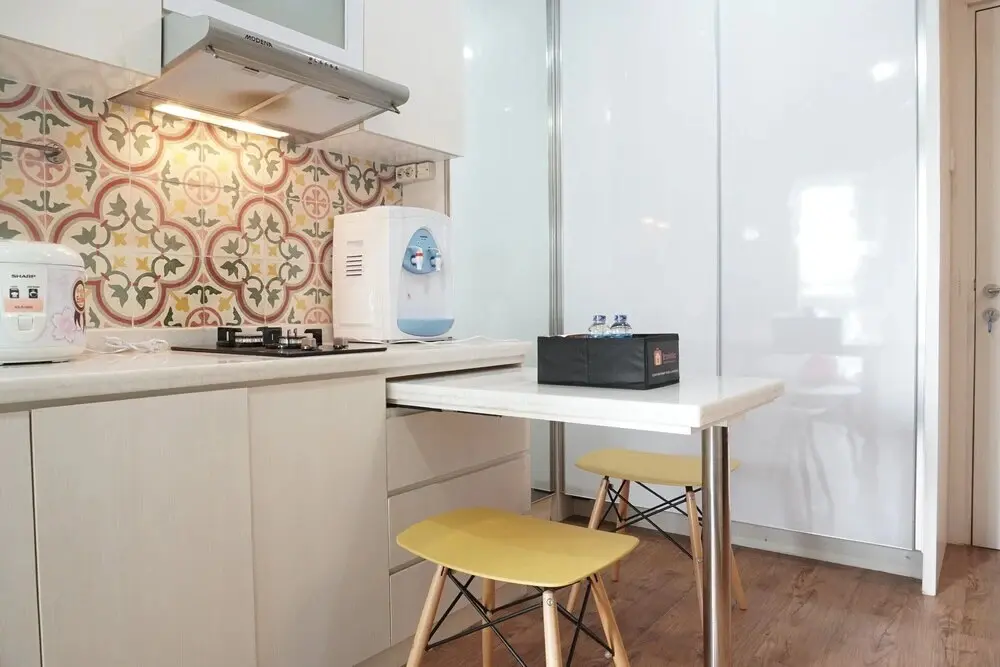 Джакарта: Cozy And Functional 1br Green Pramuka Apartment