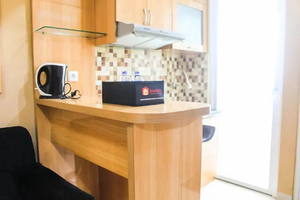 Джакарта: Comfortable and Fully Furnished 1BR Green Pramuka Apartment