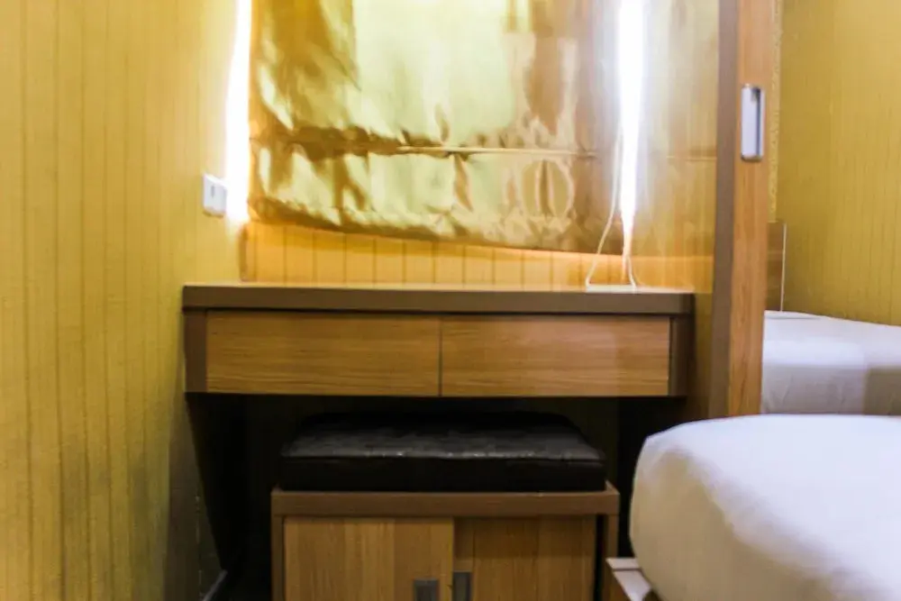 Джакарта: Comfortable and Fully Furnished 1BR Green Pramuka Apartment