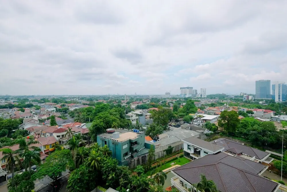 Джакарта: Comfortable 2BR Bona Vista Apartment