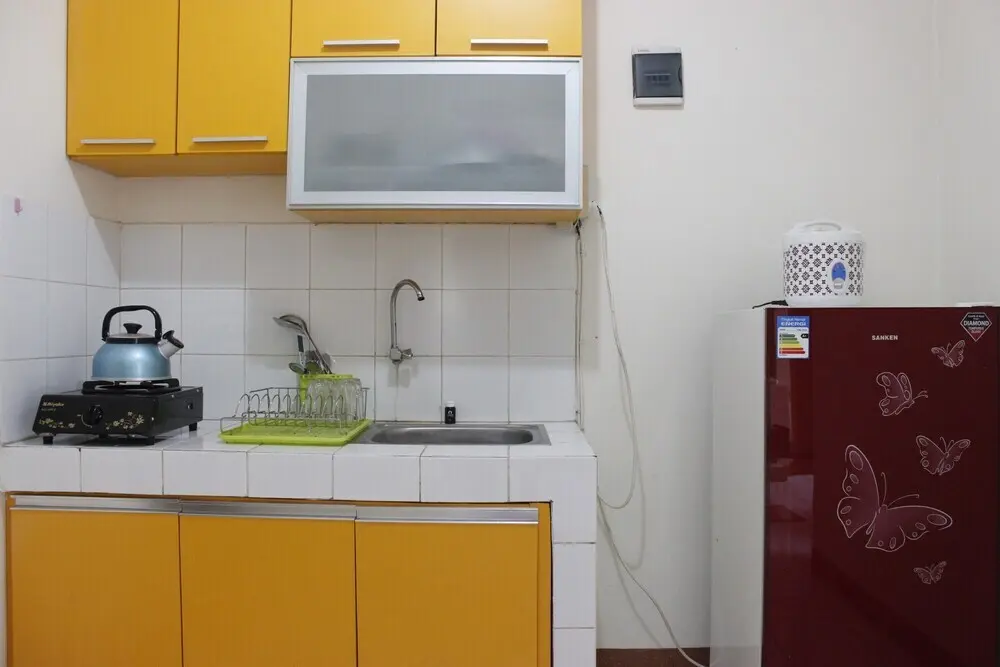 Бандунг: Minimalist 3BR Gateway Cicadas Ahmad Yani Apartment