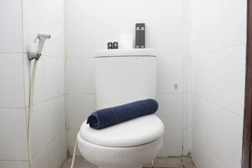Бандунг: Minimalist 3BR Gateway Cicadas Ahmad Yani Apartment