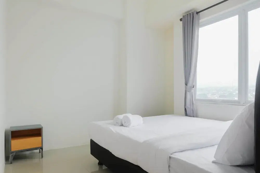 Богор: Cozy 2BR Bogorienze Resort Apartment near Nirwana Residence
