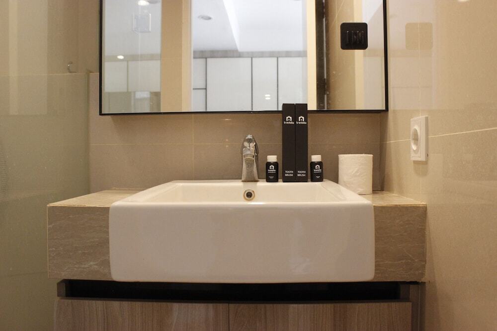 Бандунг: Gorgeous 1Br Apartment At Landmark Residence Near 23 Paskal
