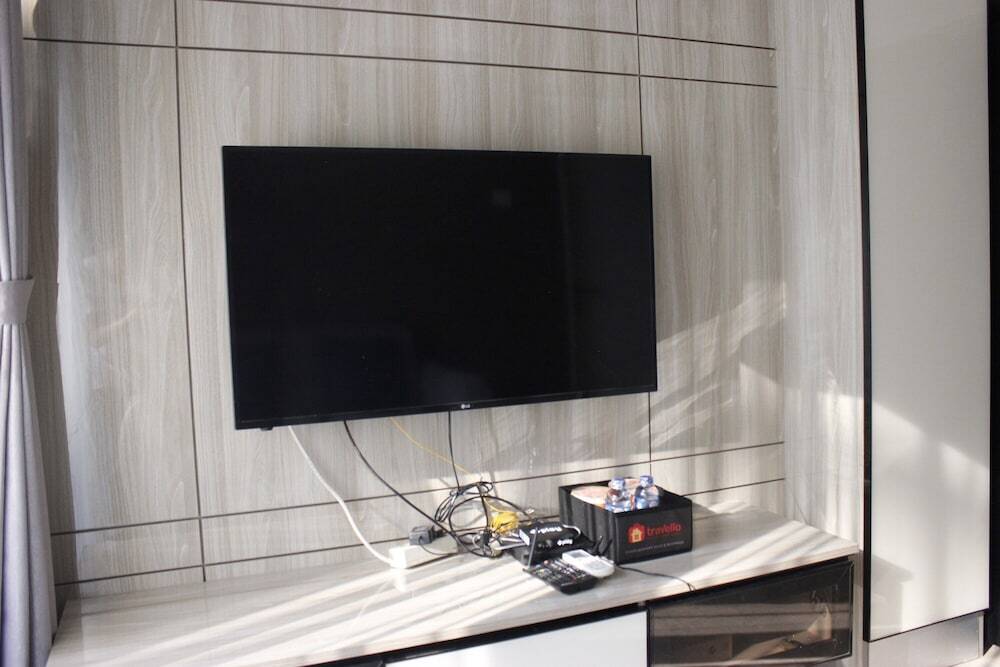 Бандунг: Gorgeous 1Br Apartment At Landmark Residence Near 23 Paskal
