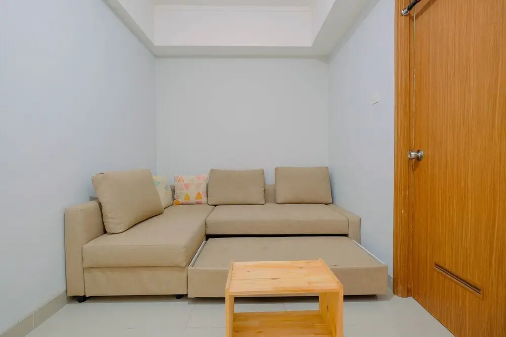 Чикаранг: Minimalist and Posh 1BR The Oasis Cikarang Apartment
