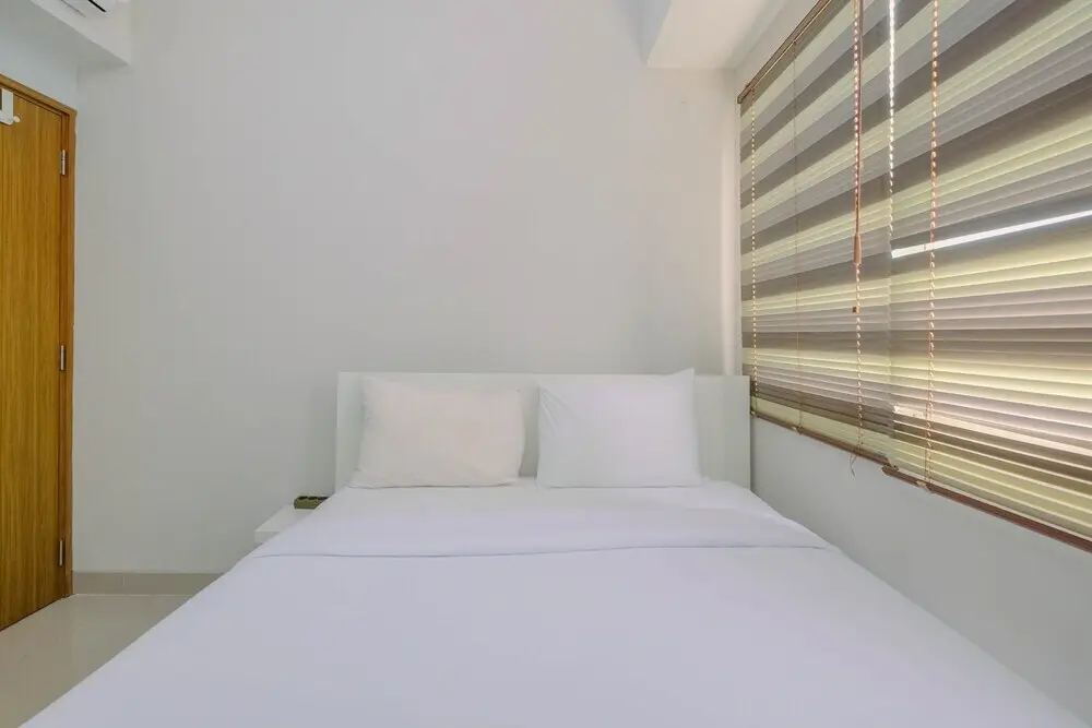 Чикаранг: Minimalist and Posh 1BR The Oasis Cikarang Apartment
