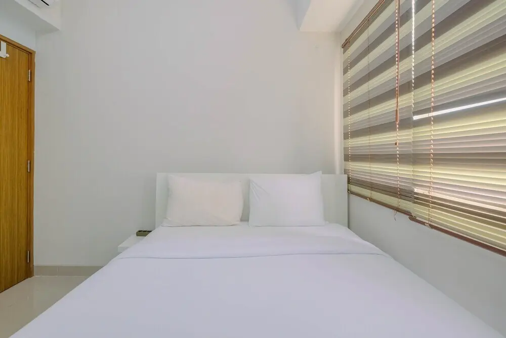 Чикаранг: Minimalist and Posh 1BR The Oasis Cikarang Apartment