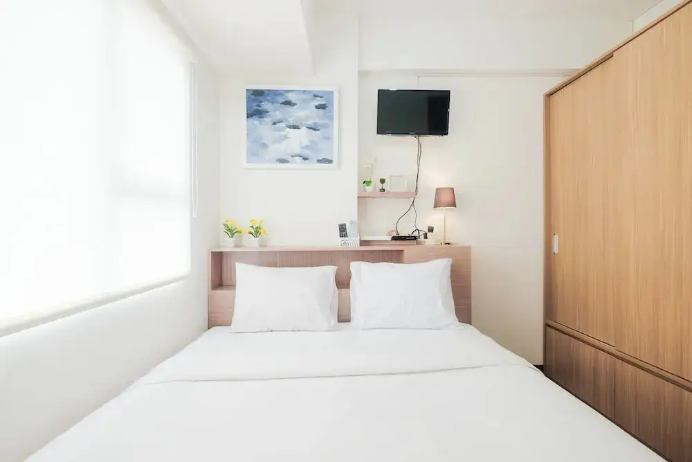 Депок: Spacious and Comfortable 2BR Cinere Resort Apartment