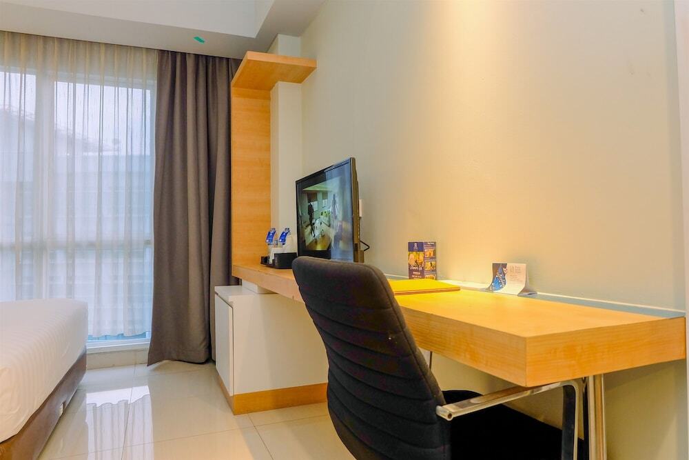 Караванг: Spacious 1BR High Quality Apartment at Karawang