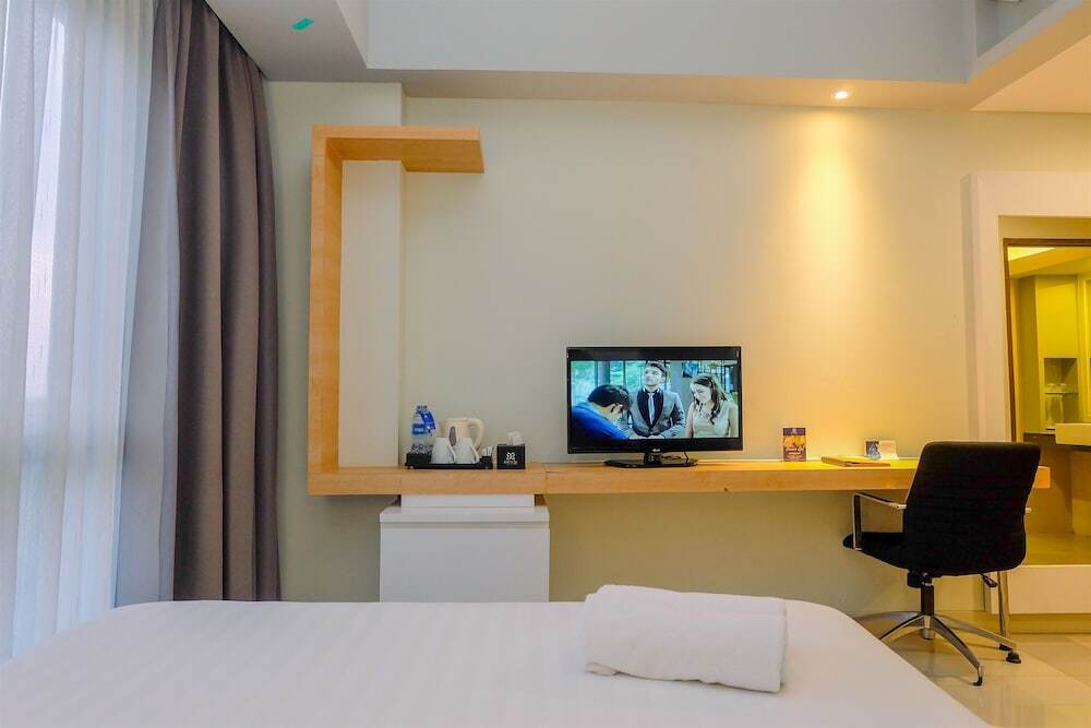 Караванг: Spacious 1BR High Quality Apartment at Karawang