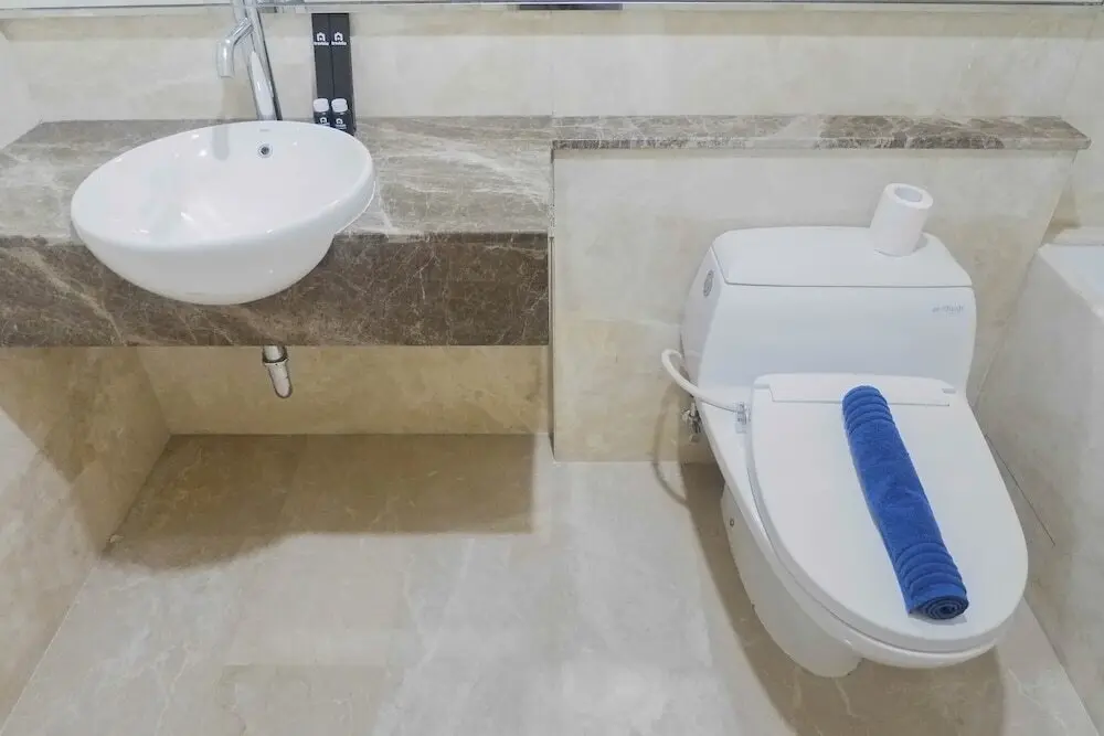 Сурабая: Lavish 2br Apartment Connected To Tunjungan Plaza at One Icon Residence