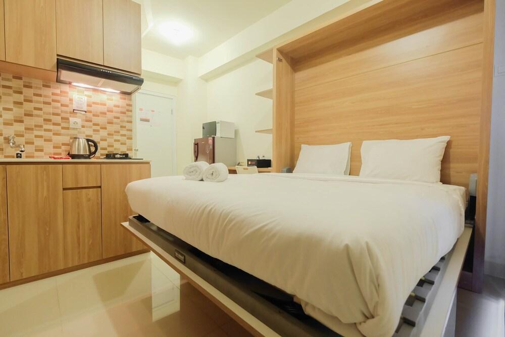 Джакарта: Modern Studio Apartment 26th on Top of Green Pramuka Mall