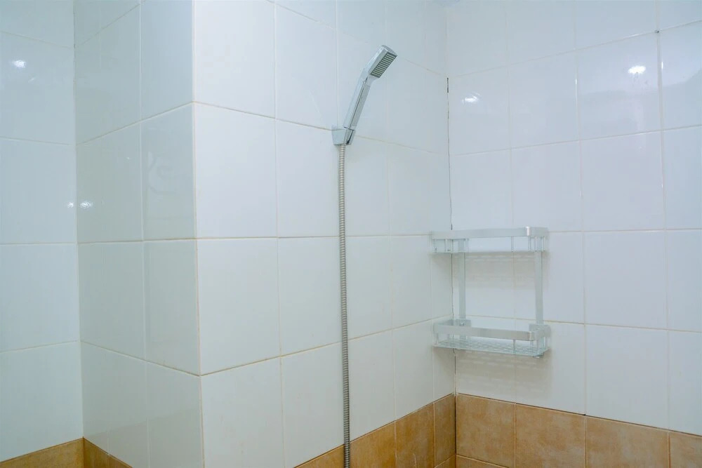 Джакарта: Fully Furnished and Cozy 2BR at Green Pramuka City Apartment