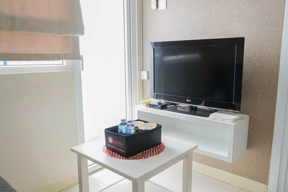 Джакарта: Cozy 2BR for 3 Pax Green Pramuka Apartment
