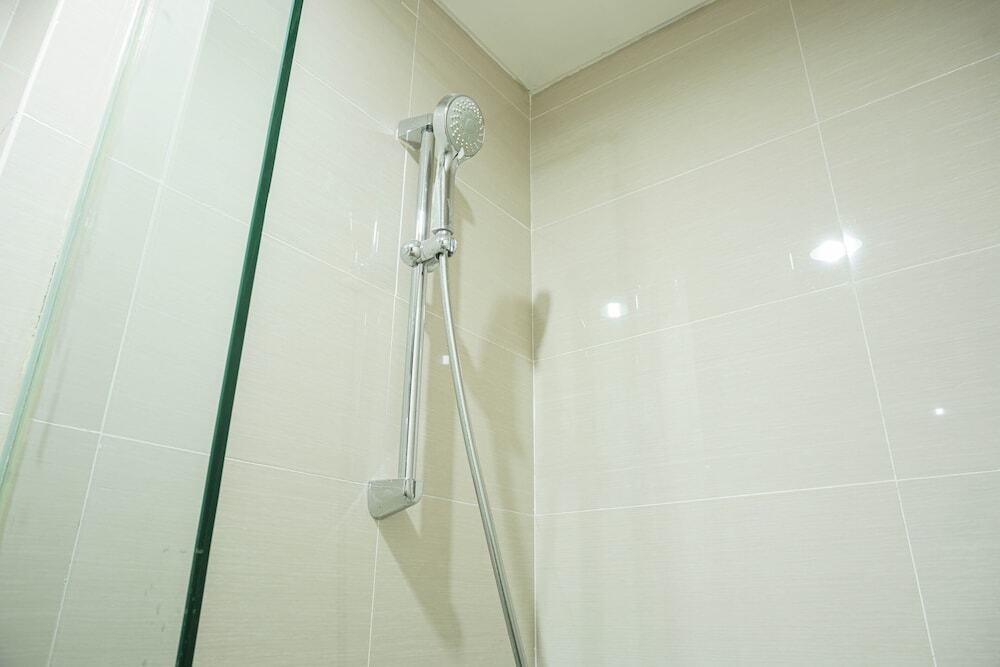 Джакарта: City View 1BR at Puri Mansion Apartment