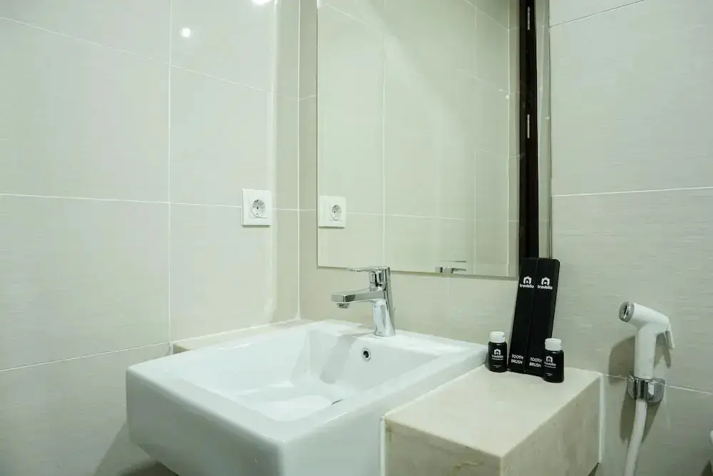 Джакарта: City View 1BR at Puri Mansion Apartment