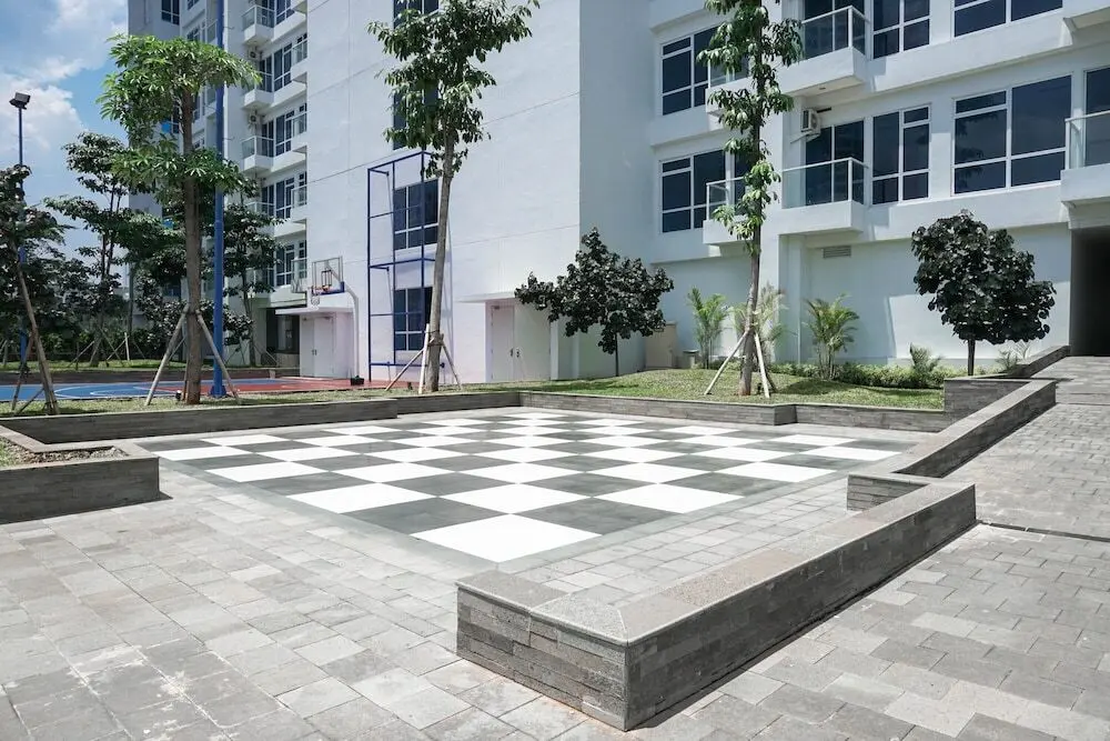 Джакарта: Simple and Minimalist 3BR Apartment at Puri Mansion