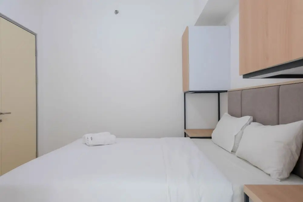 Legok: Best Price 2BR Apartment @ Midtown Residence