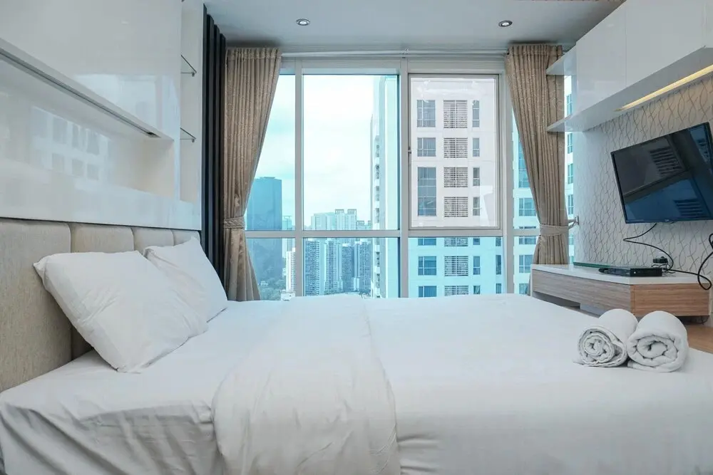Джакарта: Exclusive 3BR Apartment at Casa Grande Residence