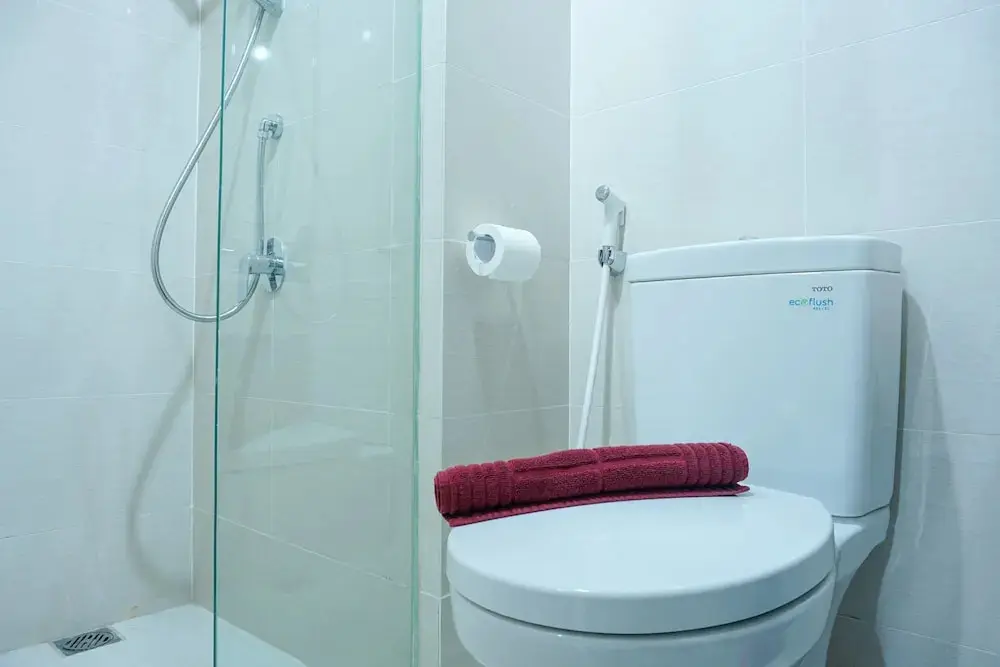 Джакарта: Warm and Relax Stay @ 1BR Puri Mansion Apartment
