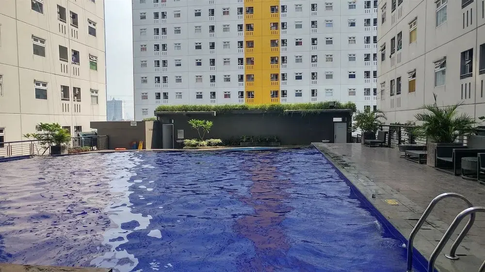 Джакарта: 1BR City View at Green Pramuka Apartment near Mall