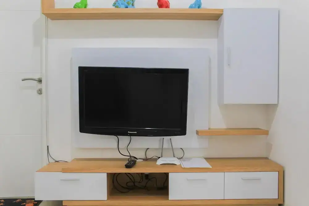Джакарта: Beautiful and Comfy 1BR at Bassura City Apartment