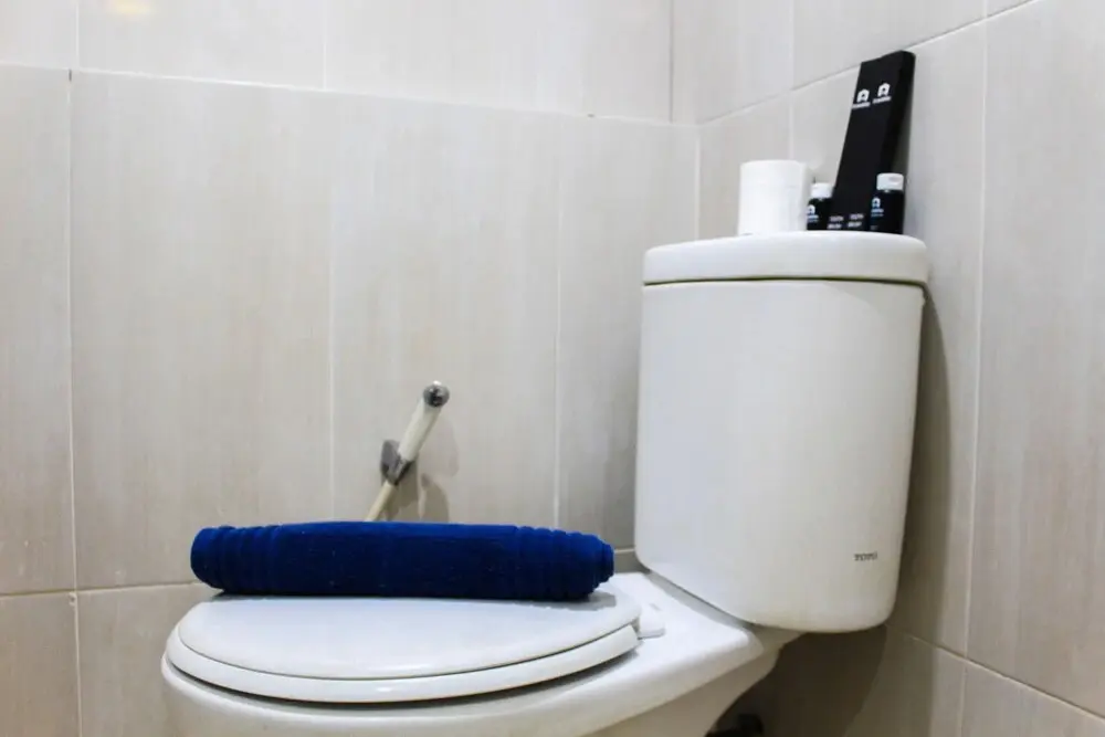 Джакарта: Fully Furnished And Cozy Design 1br Green Pramuka Apartment