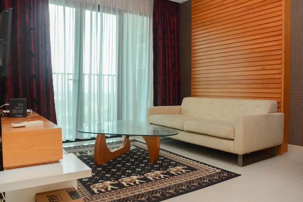Джакарта: Modern Furnished 2BR at Hampton's Park Apartment