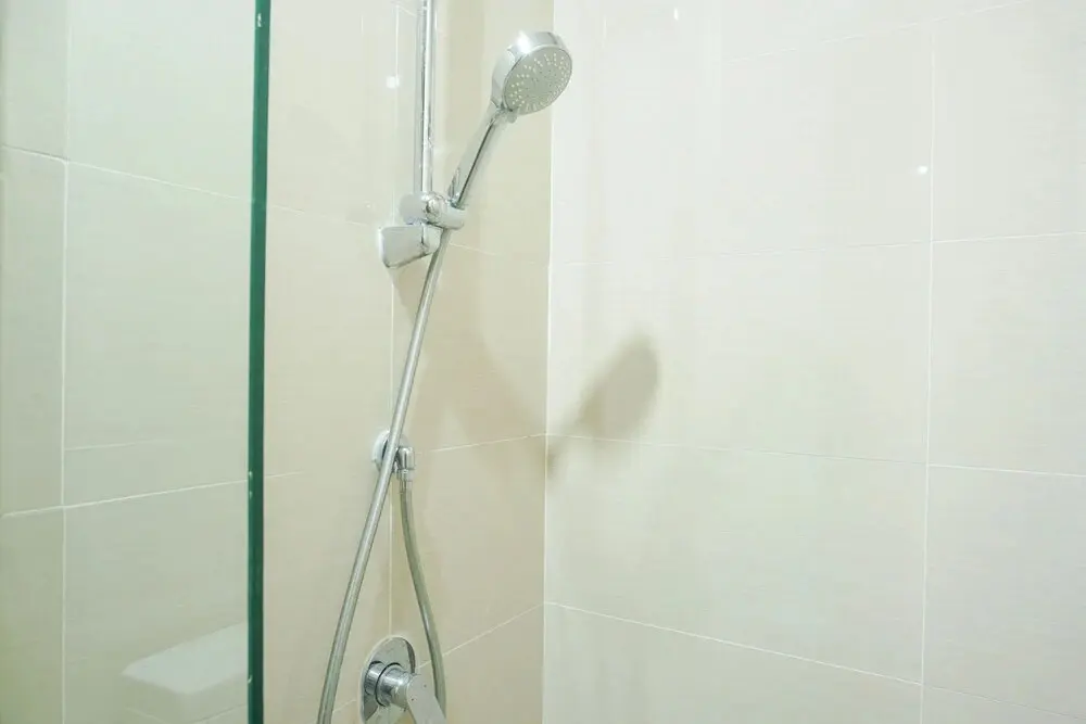 Джакарта: Contemporer 1BR Apartment @ Puri Mansion