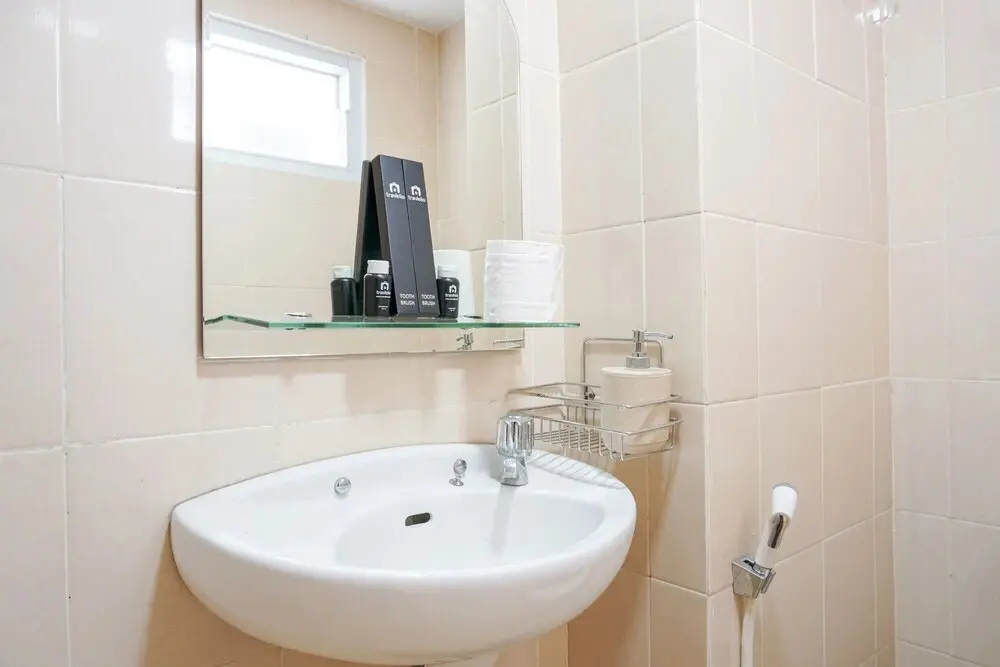 Джакарта: Comfortable 3BR Apartment at Green Palm Residences